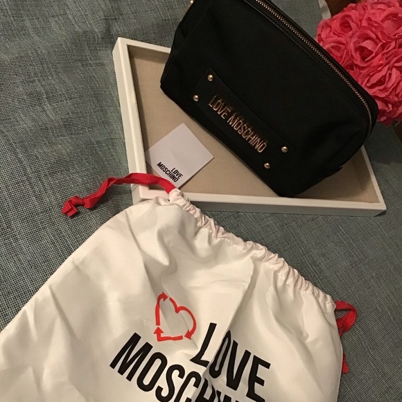 Love Moschino Black Bag with Gold Accents clutch bag - Picture 3 of 8